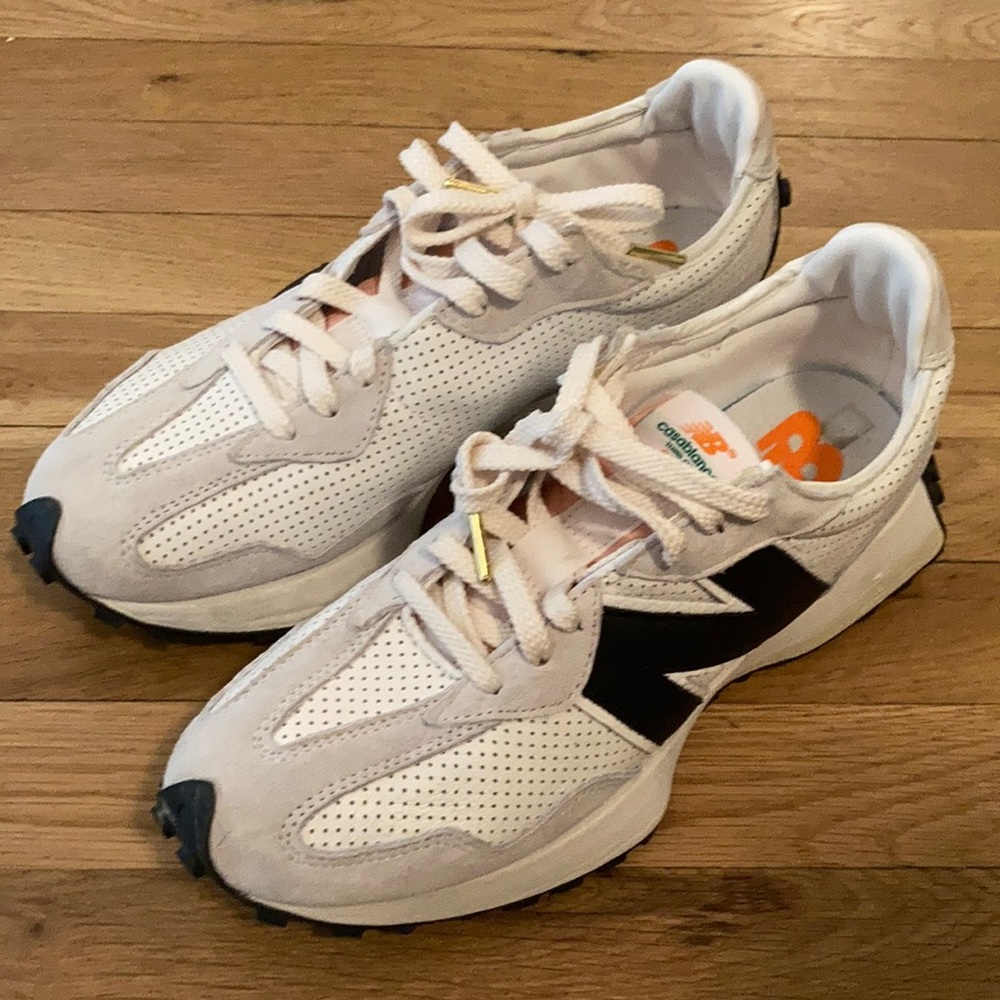NewBalance 327 Casablanca white/black size 9